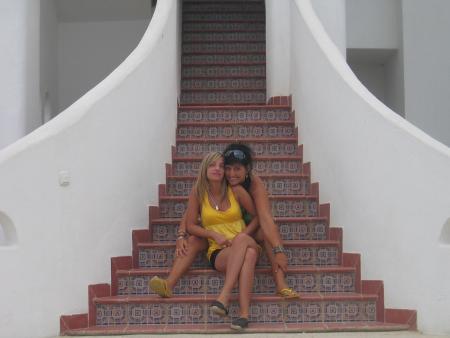 mii gordii  i una prima o algo asii